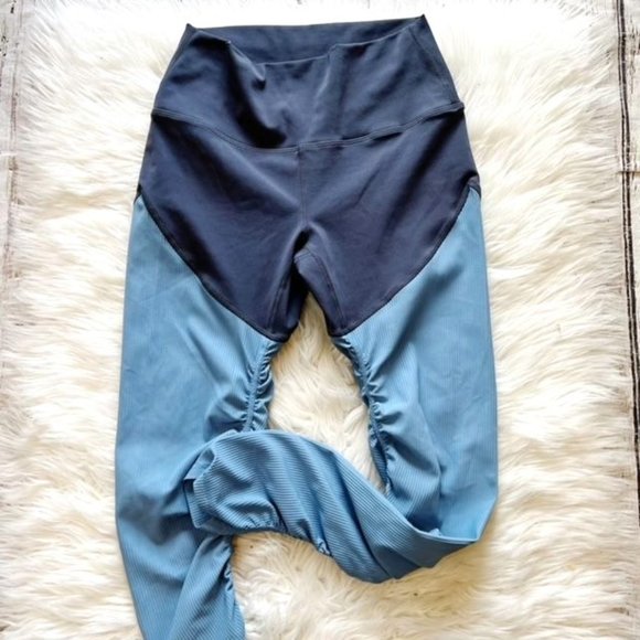 ZYIA Active Blue & Gray Storm Parallel Luxe High Rise Leggings Women's Size 4 - Picture 3 of 6